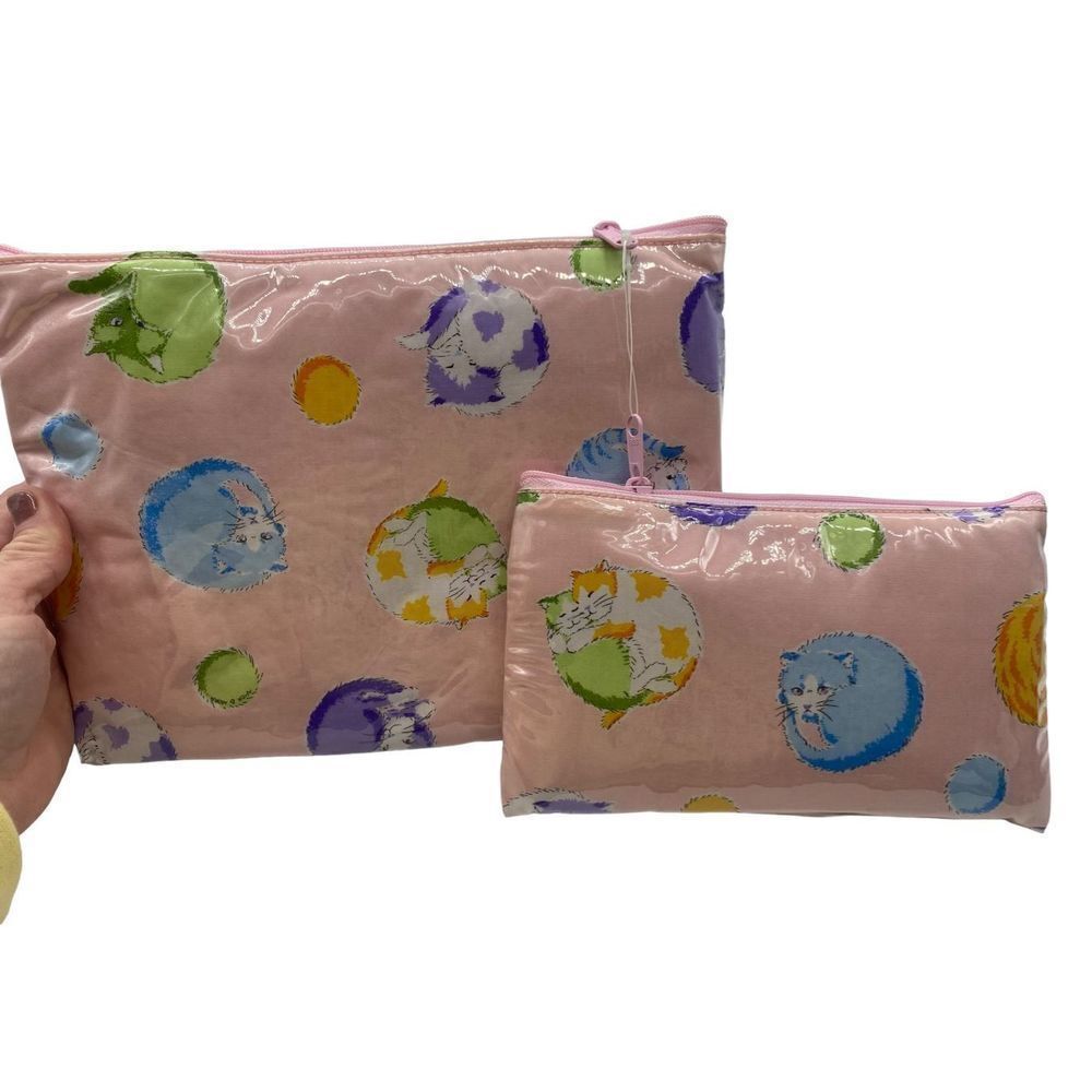 Curled Colorful Cat 2 cosmetic bag set NWOT